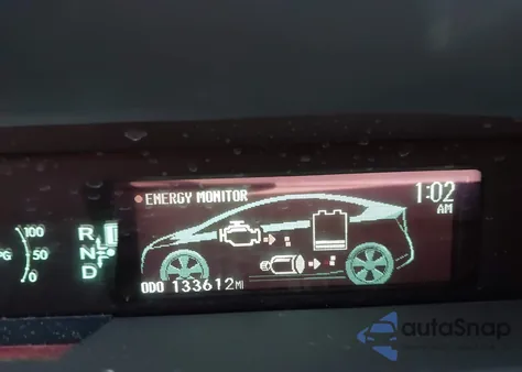 2011 Toyota Prius Three z USA, uszkodzony, nr VIN JTDKN3DU6B5317988